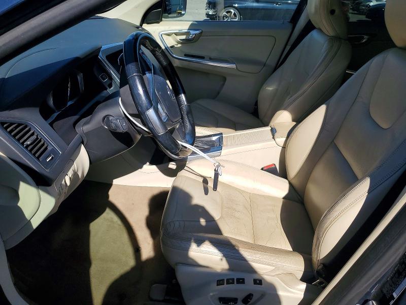 2014 Volvo Xc60 მანქანა იყიდება აუქციონზე, vin: YV4902DZXE2516242, აუქციონის ნომერი: 71995256