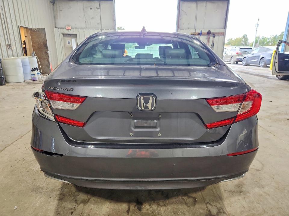 2018 Honda Accord მანქანა იყიდება აუქციონზე, vin: 1HGCV1F52JA119804, აუქციონის ნომერი: 70484646