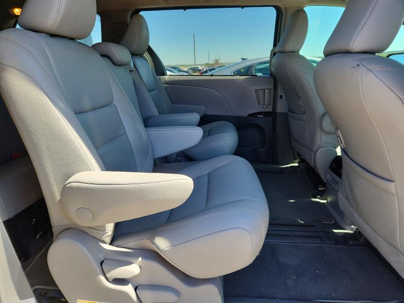 Aukcja sprzedaży 2019 Toyota Sienna, vin: 5TDYZ3DC8KS985095, numer aukcji: 71575156