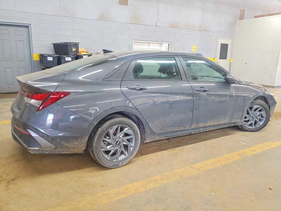 Продажа на аукционе авто 2024 Hyundai Elantra, vin: KMHLM4DG8RU768911, номер лота: 71356096