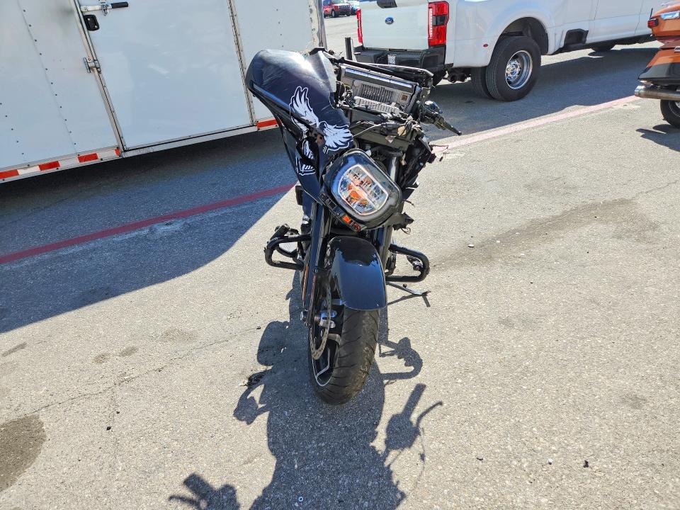 Продажа на аукционе авто 2025 Harley-davidson Flhx, vin: 1HD1KB722SB600820, номер лота: 71453366