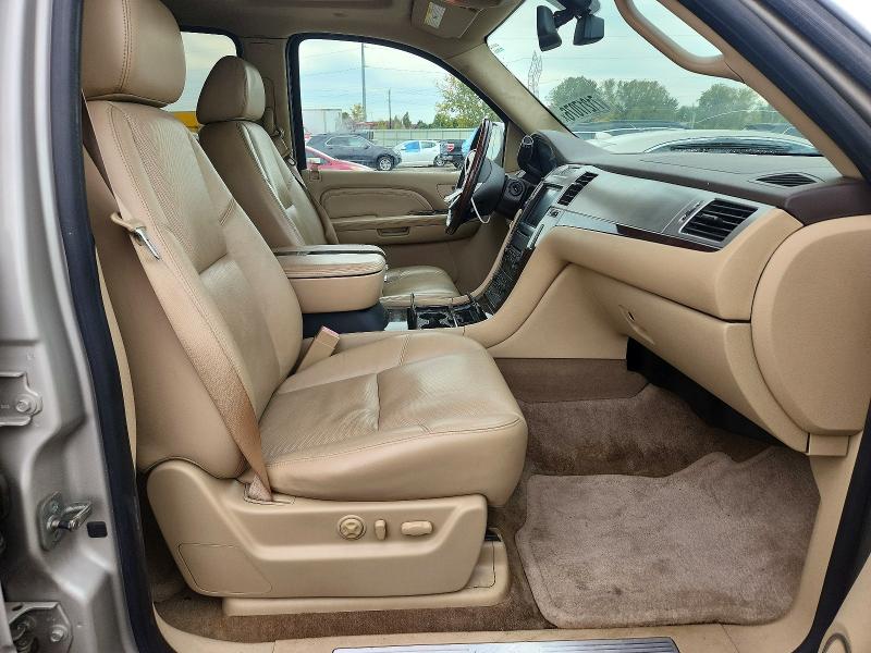 Продажа на аукционе авто 2009 Cadillac Escalade, vin: 1GYFK23239R289018, номер лота: 71217076