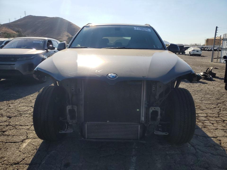 71760226 :رقم المزاد ، 5UXKR0C5XF0P08799 vin ، 2015 Bmw X5 مزاد بيع