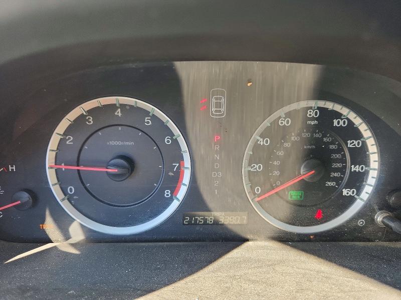 71554226 :رقم المزاد ، 1HGCP2F47BA043604 vin ، 2011 Honda Accord مزاد بيع