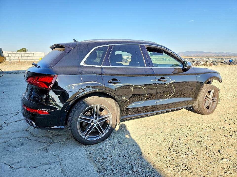 71409116 :رقم المزاد ، WA1A4AFY6J2197980 vin ، 2018 Audi Sq5 مزاد بيع