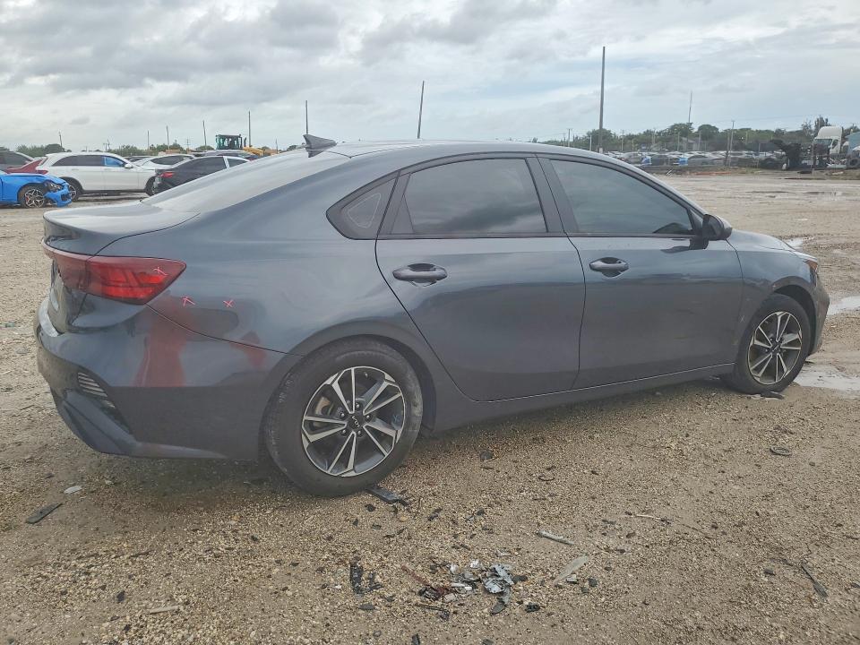 Продаж на аукціоні авто 2023 Kia Forte, vin: 3KPF24AD9PE581156, номер лоту: 70890946