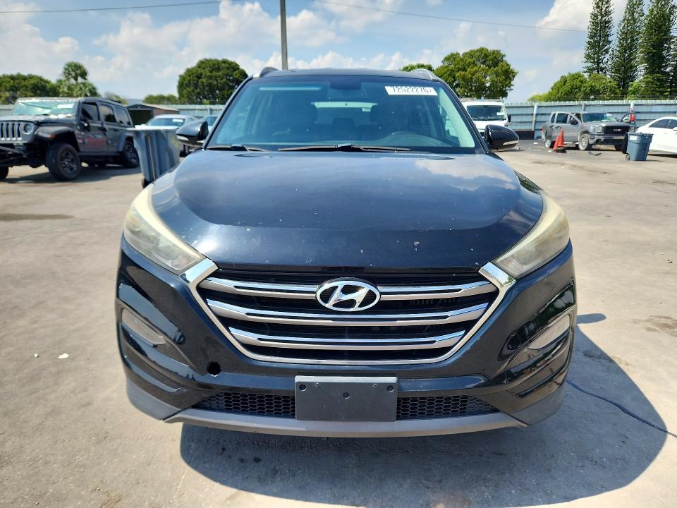 Продажа на аукционе авто 2016 Hyundai Tucson, vin: KM8J33A26GU122602, номер лота: 72522276