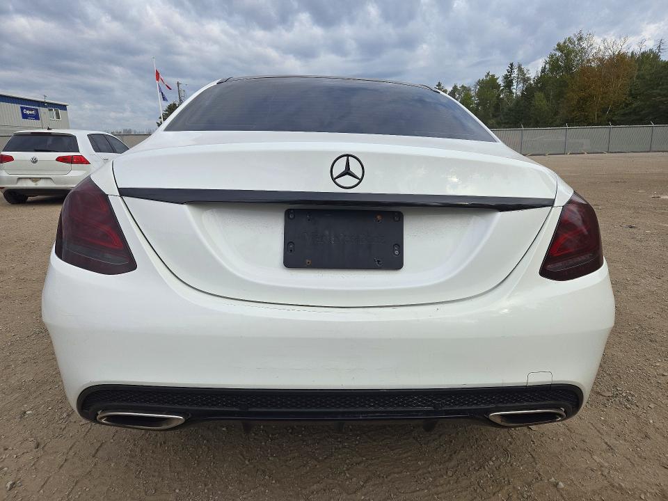 72088406 :رقم المزاد ، 55SWF4KB1JU236169 vin ، 2018 Mercedes-benz C مزاد بيع