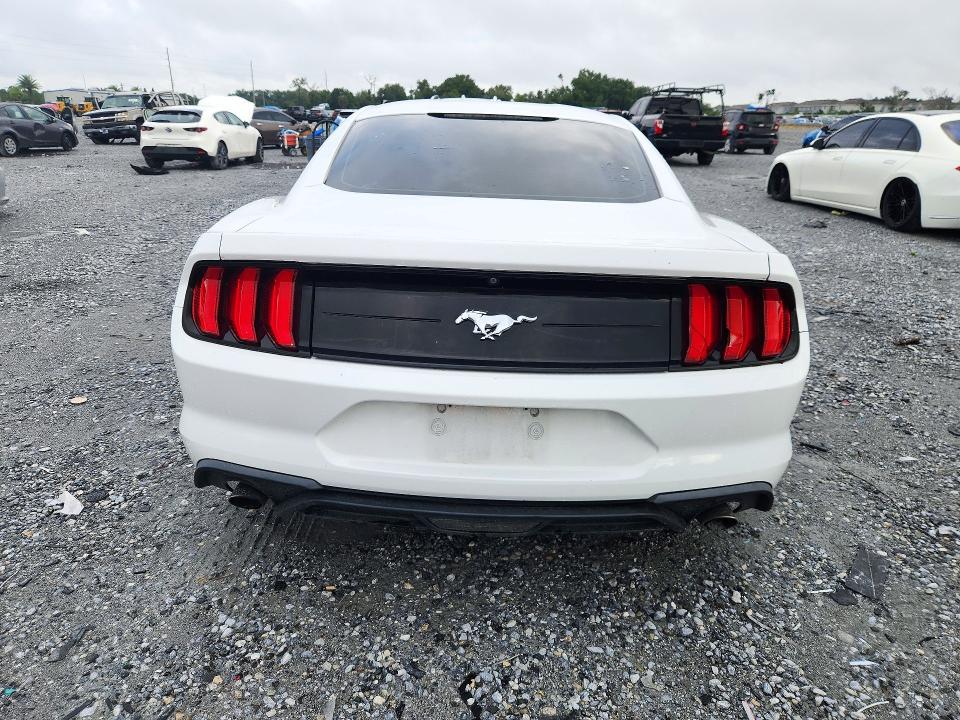 Продаж на аукціоні авто 2018 Ford Mustang, vin: 1FA6P8TH8J5110682, номер лоту: 71309656