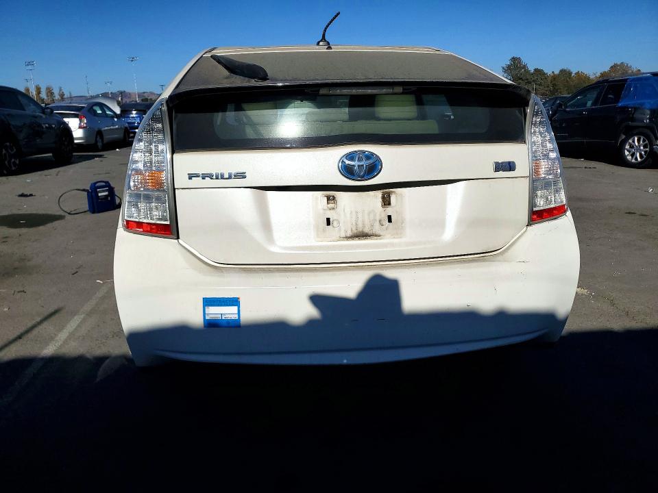 70328066 :رقم المزاد ، JTDKN3DUXB5313829 vin ، 2011 Toyota Prius مزاد بيع