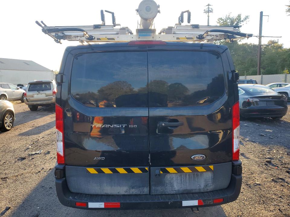 71040426 :رقم المزاد ، 1FTYE2Y85LKB12523 vin ، 2020 Ford Transit مزاد بيع