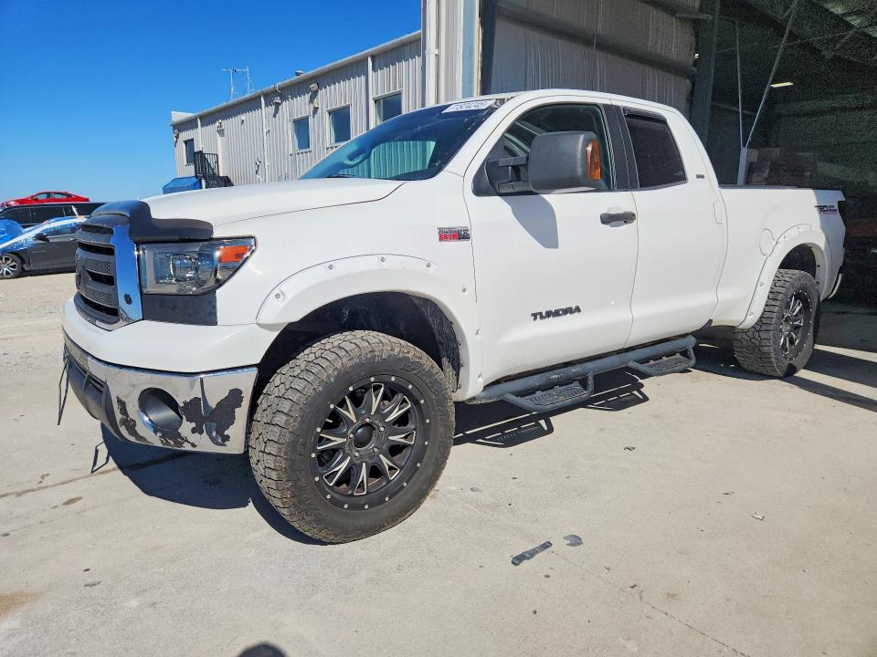 Продаж на аукціоні авто 2011 Toyota Tundra, vin: 5TFUW5F12BX180010, номер лоту: 71824246