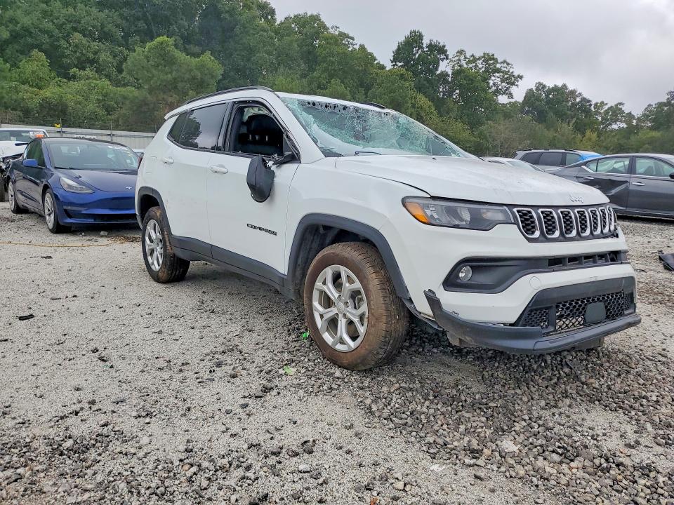 Продаж на аукціоні авто 2024 Jeep Compass, vin: 3C4NJDBN8RT109812, номер лоту: 70512106