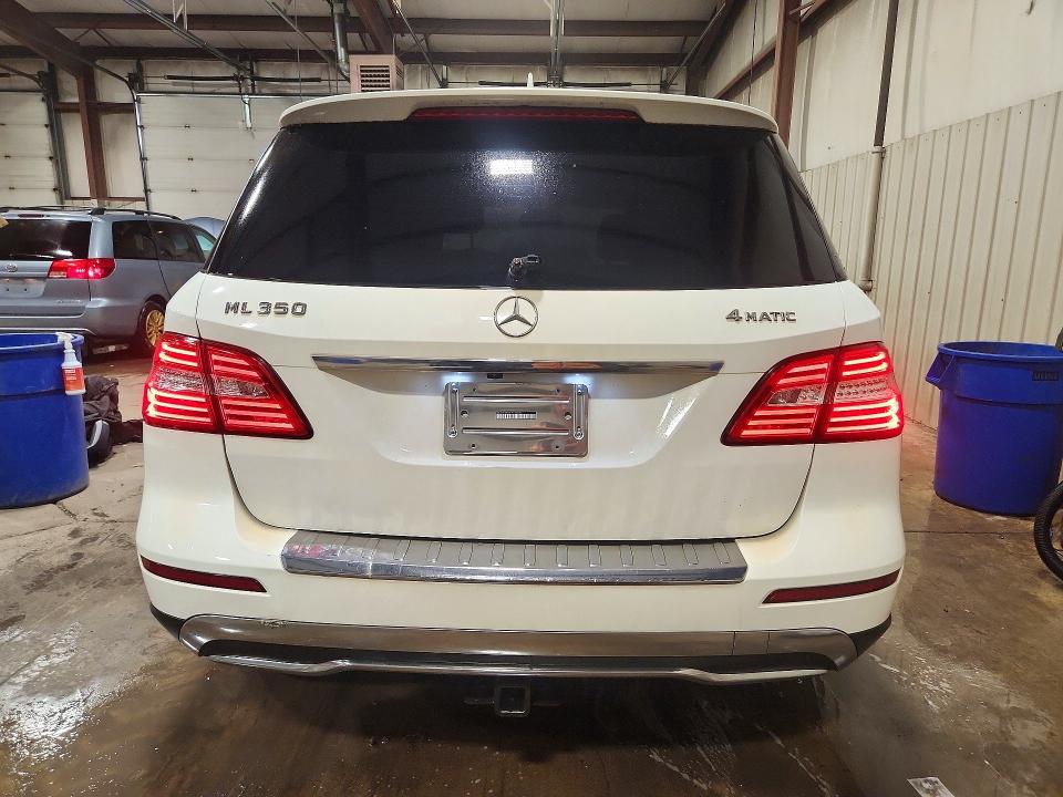 Продажа на аукционе авто 2015 Mercedes-benz Ml, vin: 4JGDA5HB6FA515066, номер лота: 72007226