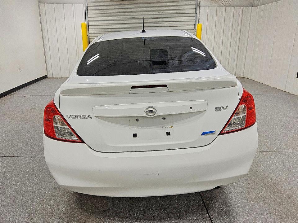 2013 Nissan Versa მანქანა იყიდება აუქციონზე, vin: 3N1CN7AP2DL880987, აუქციონის ნომერი: 71084806