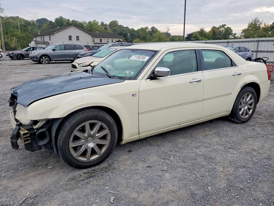 71195256 :رقم المزاد ، 2C3KA63H47H861900 vin ، 2007 Chrysler 300c مزاد بيع