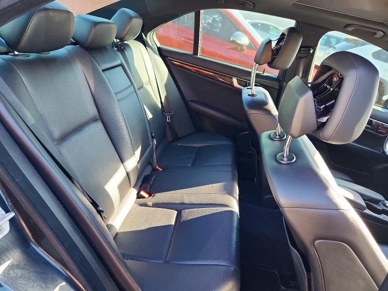 2013 Mercedes-benz C მანქანა იყიდება აუქციონზე, vin: WDDGF8AB9DR250839, აუქციონის ნომერი: 71622726