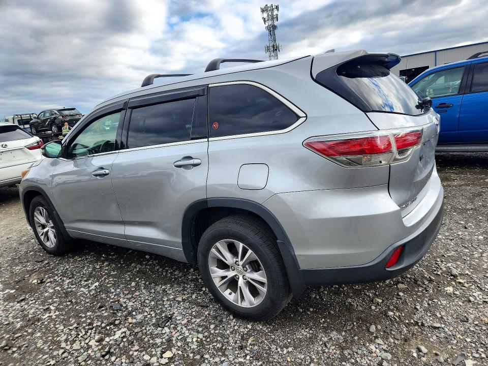 2015 Toyota Highlander მანქანა იყიდება აუქციონზე, vin: 5TDJKRFH6FS086033, აუქციონის ნომერი: 72452136