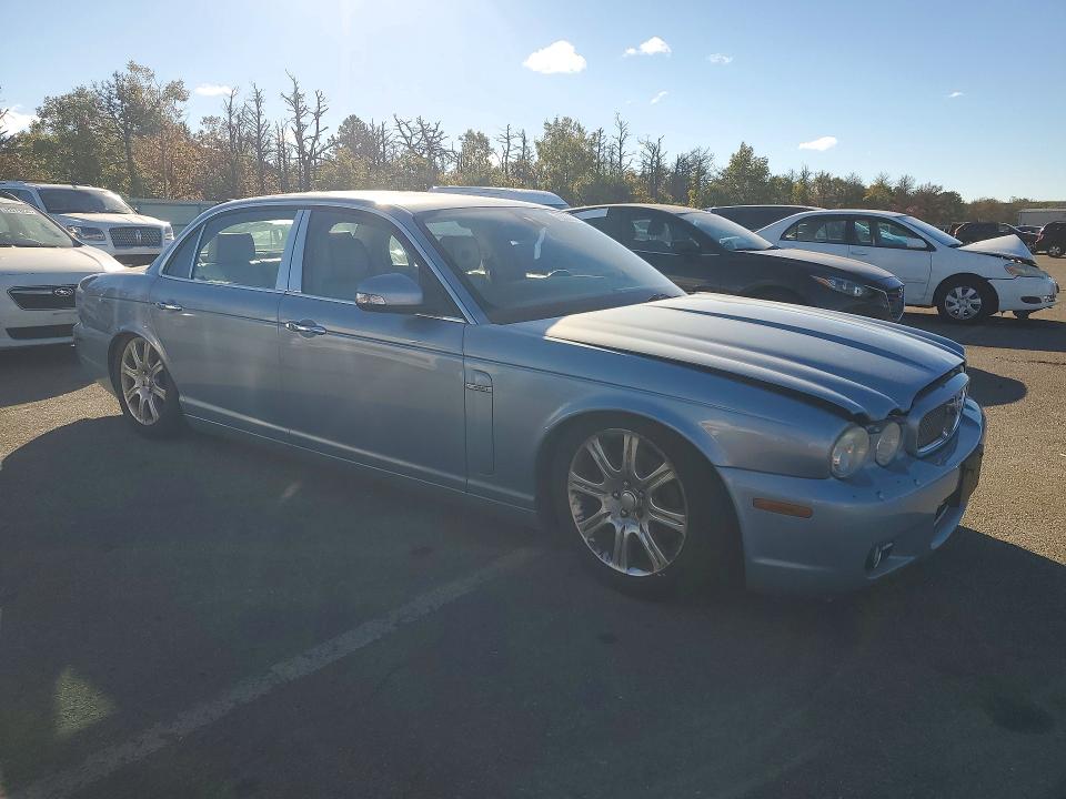 2008 Jaguar Xj8 მანქანა იყიდება აუქციონზე, vin: SAJWA79B28SH24653, აუქციონის ნომერი: 72228346