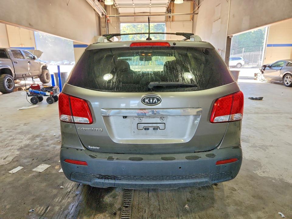 Продаж на аукціоні авто 2011 Kia Sorento, vin: 5XYKT3A12BG185979, номер лоту: 71363326