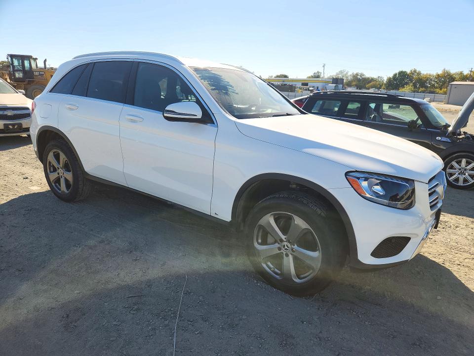 72000166 :رقم المزاد ، WDC0G4JB5JV027096 vin ، 2018 Mercedes-benz Glc مزاد بيع