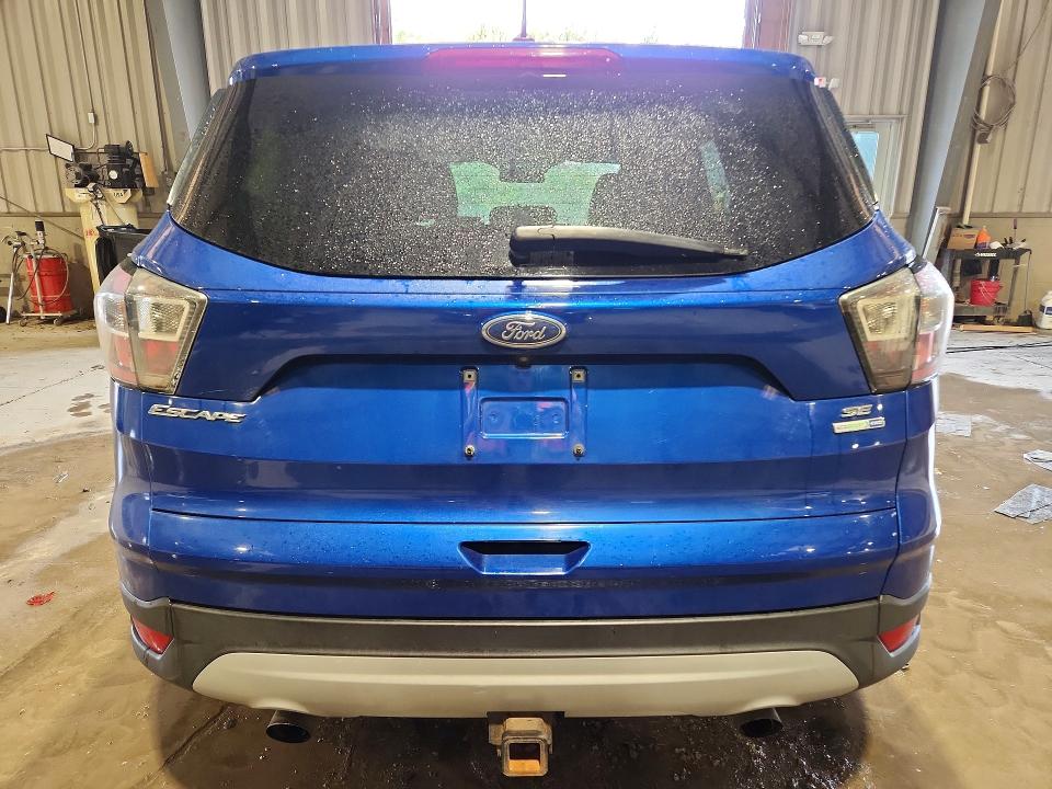 71468606 :رقم المزاد ، 1FMCU9G9XHUA11422 vin ، 2017 Ford Escape مزاد بيع