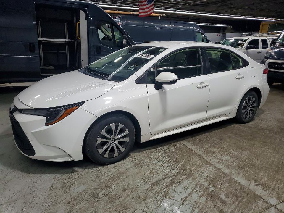 Auction sale of the 2022 Toyota Corolla, vin: JTDEAMDE0N3004457, lot number: 70508176