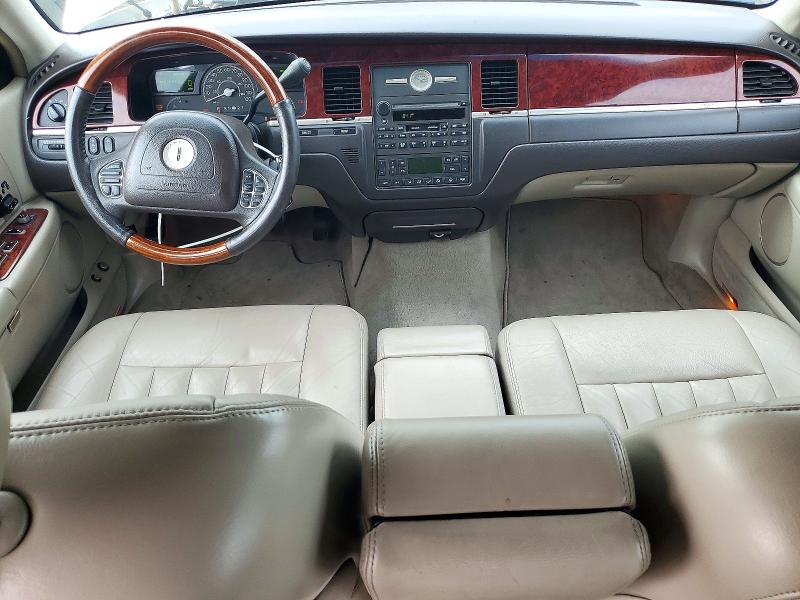 Продаж на аукціоні авто 2003 Lincoln Town Car, vin: 1LNHM82W43Y643251, номер лоту: 73248446