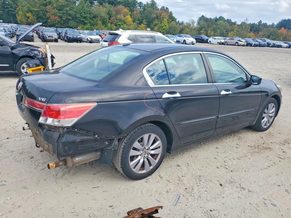 Aukcja sprzedaży 2011 Honda Accord, vin: 1HGCP3F86BA013356, numer aukcji: 71049836