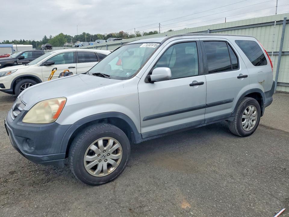71232416 :رقم المزاد ، SHSRD78865U344447 vin ، 2005 Honda Cr-v مزاد بيع