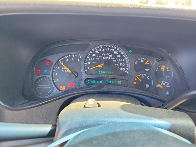 Продажа на аукционе авто 2003 Chevrolet Suburban, vin: 1GNEC16T63J264219, номер лота: 71448636