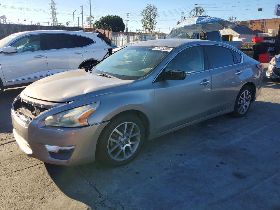 Продаж на аукціоні авто 2015 Nissan Altima, vin: 1N4AL3AP0FC434375, номер лоту: 72453306