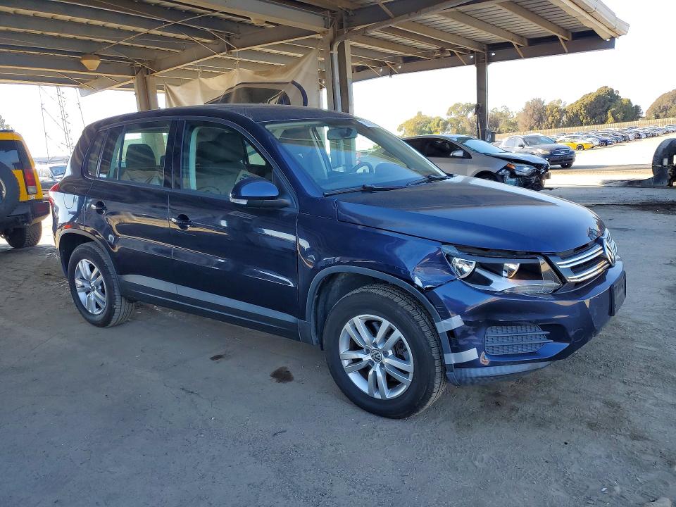 Продаж на аукціоні авто 2012 Volkswagen Tiguan, vin: WVGAV7AX4CW542421, номер лоту: 72001536