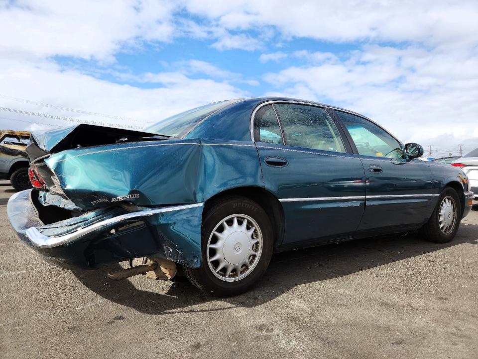 72450586 :رقم المزاد ، 1G4CW52K1W4648015 vin ، 1998 Buick Park Avenue مزاد بيع