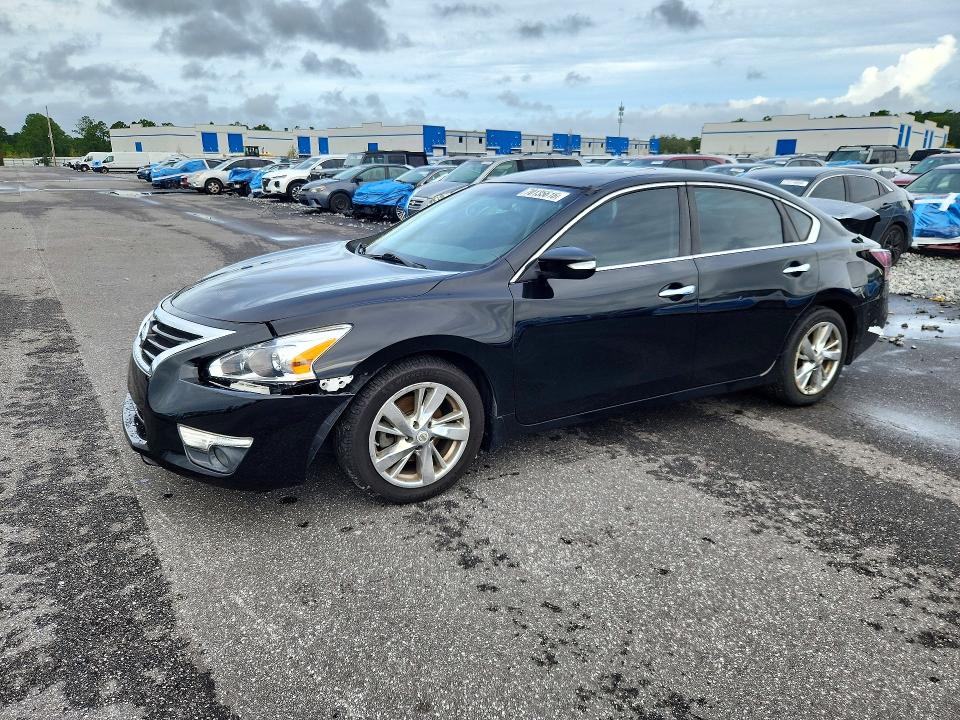 71617766 :رقم المزاد ، 1N4AL3AP4FC231604 vin ، 2015 Nissan Altima مزاد بيع