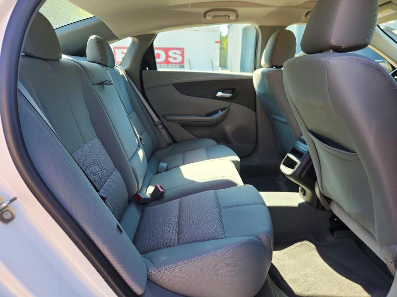 71932966 :رقم المزاد ، 2G11Z5SL5F9294744 vin ، 2015 Chevrolet Impala مزاد بيع