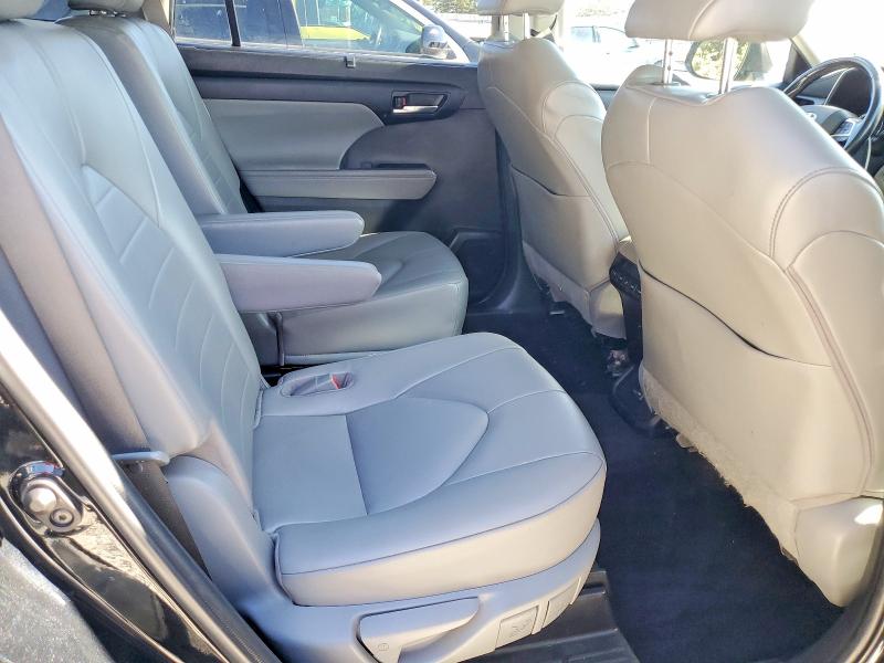 2023 Toyota Highlander მანქანა იყიდება აუქციონზე, vin: 5TDKDRBH1PS014680, აუქციონის ნომერი: 71716066