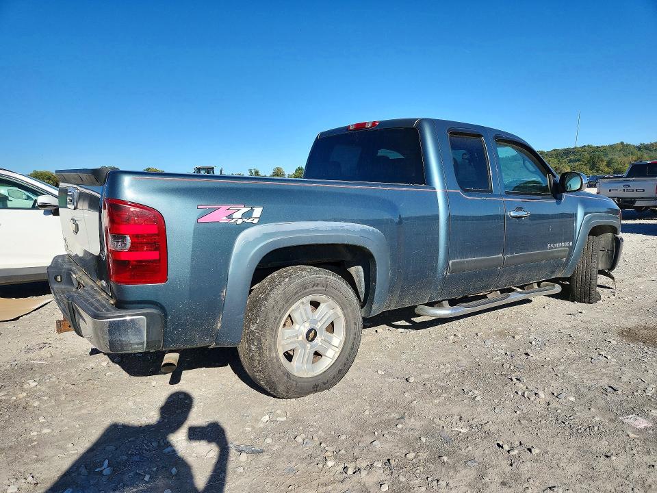 Продажа на аукционе авто 2008 Chevrolet Silverado, vin: 1GCEK19048Z171916, номер лота: 71587616