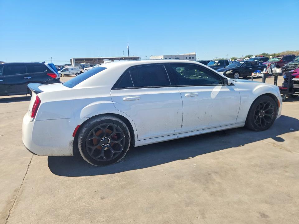 2018 Chrysler 300 მანქანა იყიდება აუქციონზე, vin: 2C3CCABG2JH243654, აუქციონის ნომერი: 71772156