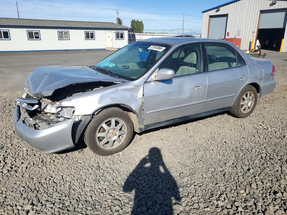 2002 Honda Accord მანქანა იყიდება აუქციონზე, vin: JHMCG56782C011564, აუქციონის ნომერი: 72244966