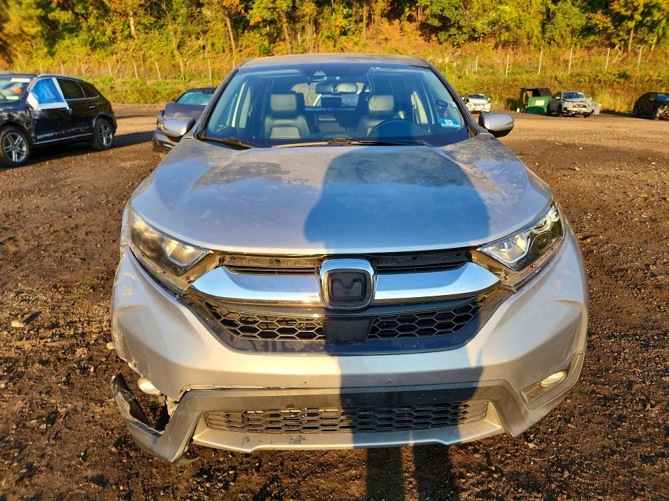 Продажа на аукционе авто 2018 Honda Cr-v, vin: 2HKRW2H82JH685859, номер лота: 70631036