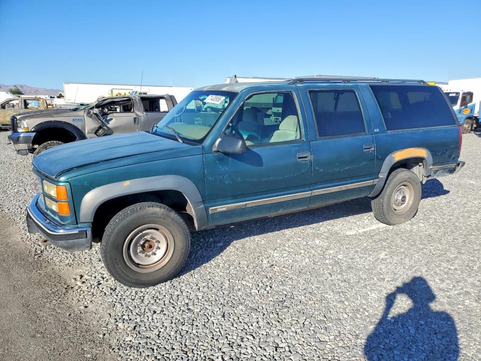 71430956 :رقم المزاد ، 3GKGK26J9VG500489 vin ، 1997 Gmc Suburban مزاد بيع