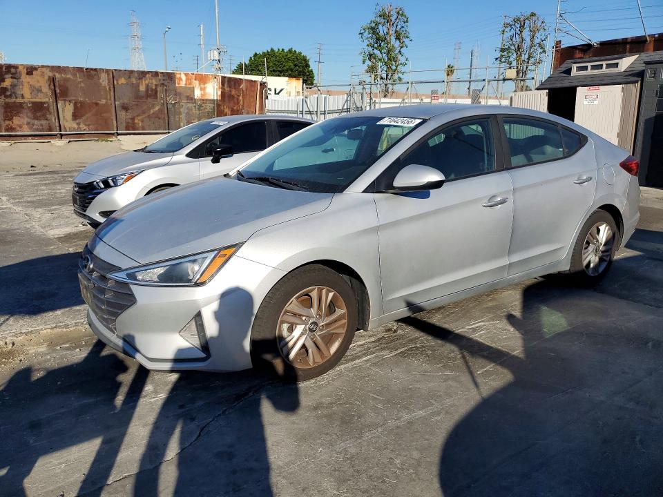 71642456 :رقم المزاد ، KMHD84LF7KU755980 vin ، 2019 Hyundai Elantra مزاد بيع