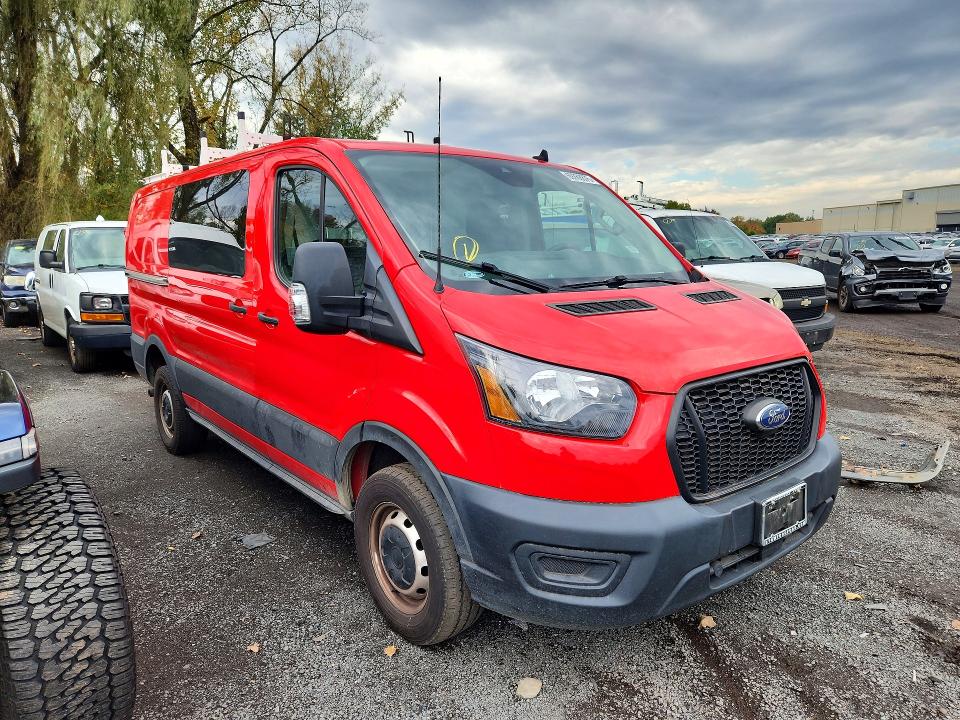 69768876 :رقم المزاد ، 1FTBR1Y89NKA65097 vin ، 2022 Ford Transit مزاد بيع