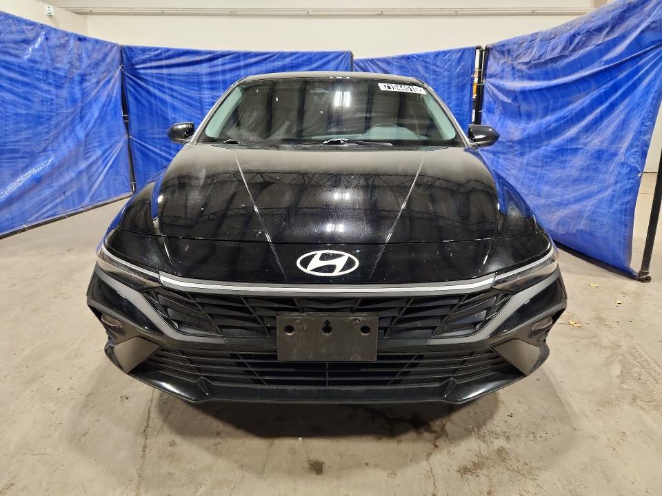 2025 Hyundai Elantra მანქანა იყიდება აუქციონზე, vin: KMHLM4DG3SU090350, აუქციონის ნომერი: 71944516