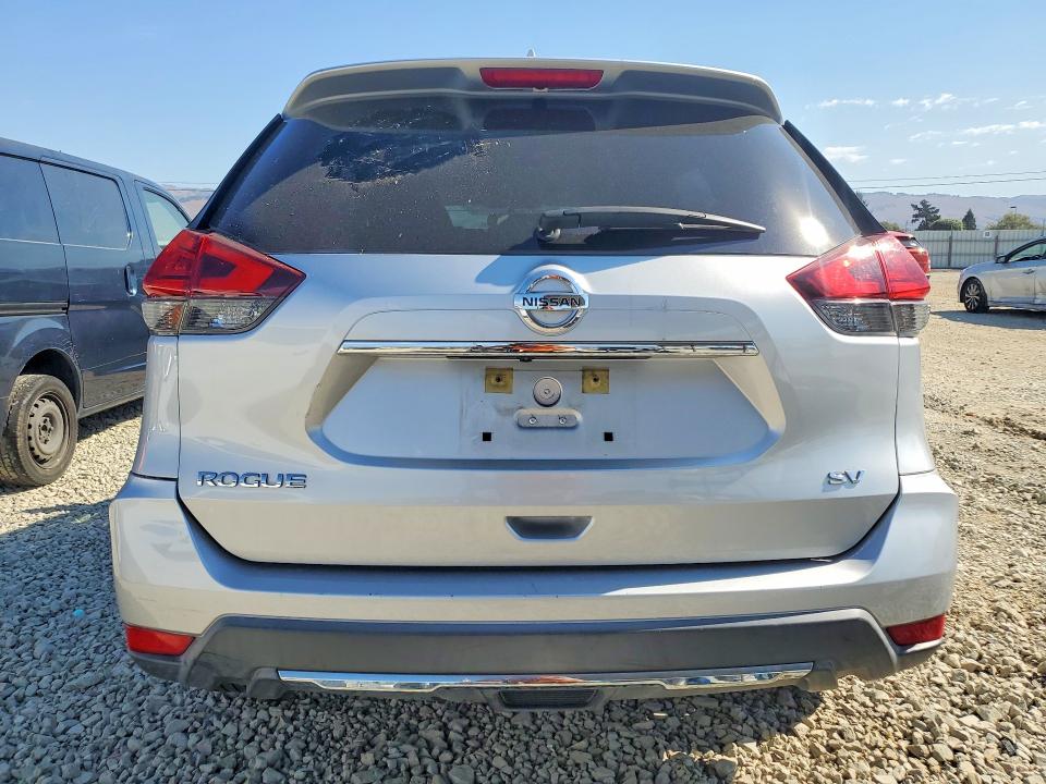 Aukcja sprzedaży 2017 Nissan Rogue, vin: KNMAT2MT6HP550950, numer aukcji: 71296106