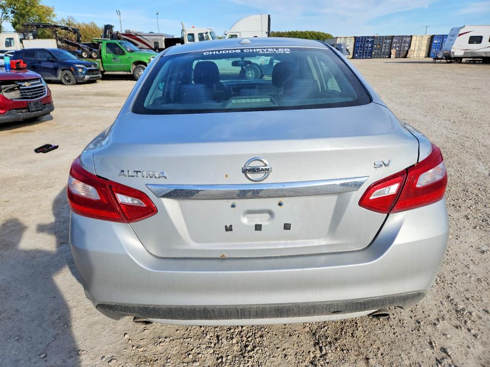 Продаж на аукціоні авто 2017 Nissan Altima, vin: 1N4AL3AP4HN343746, номер лоту: 72005236