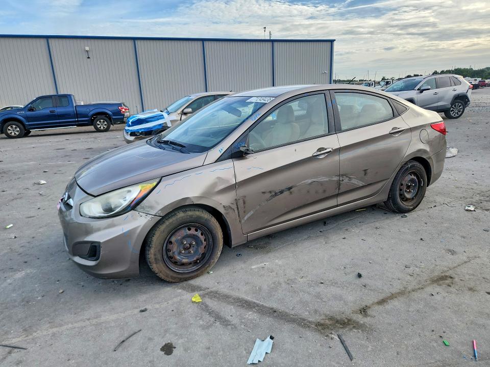 71249436 :رقم المزاد ، KMHCT4AE1DU441278 vin ، 2013 Hyundai Accent مزاد بيع