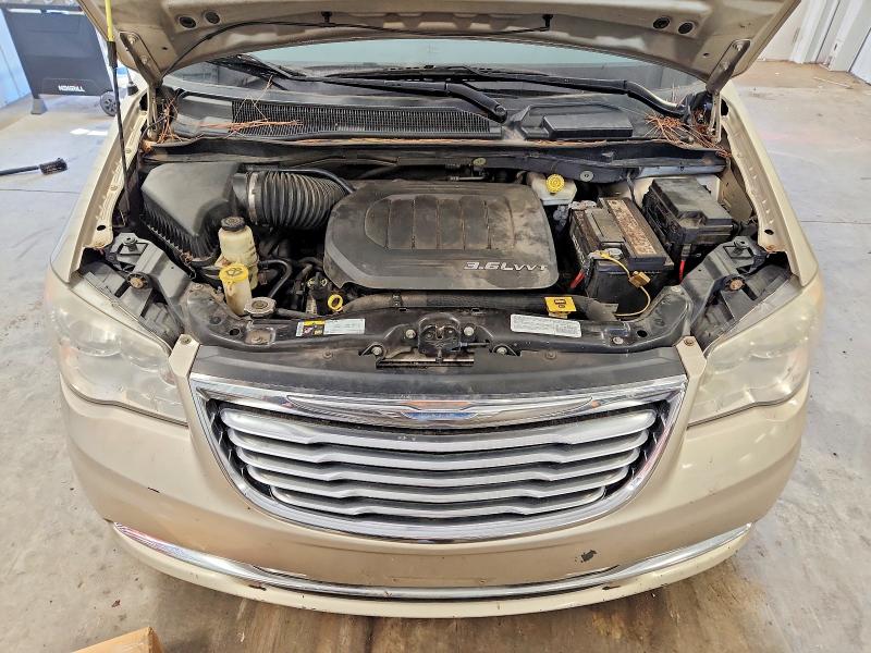 Продаж на аукціоні авто 2014 Chrysler Town & Country, vin: 2C4RC1BG0ER256523, номер лоту: 71665516