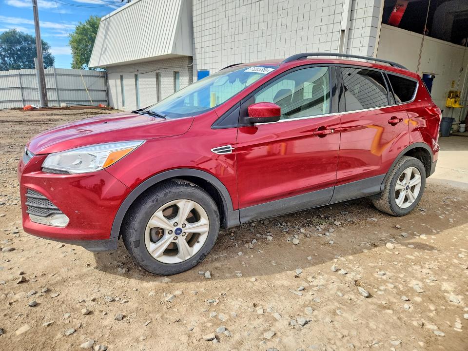 2014 Ford Escape მანქანა იყიდება აუქციონზე, vin: 1FMCU9GX7EUB63460, აუქციონის ნომერი: 71205386
